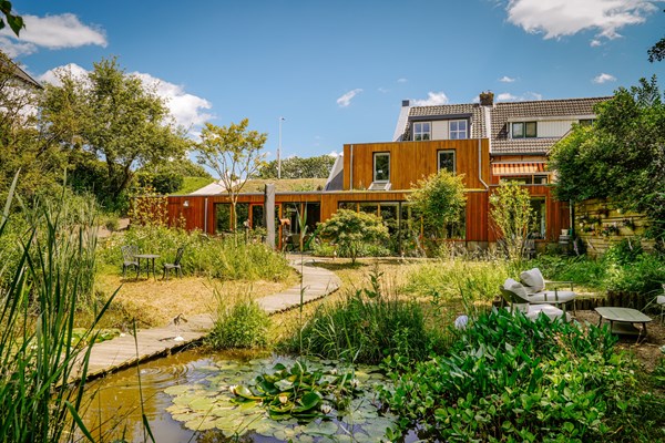 Te koop: Eén met de natuur op maar liefst 9600m² eigen grond: wonen aan de Diefdijk in Leerdam